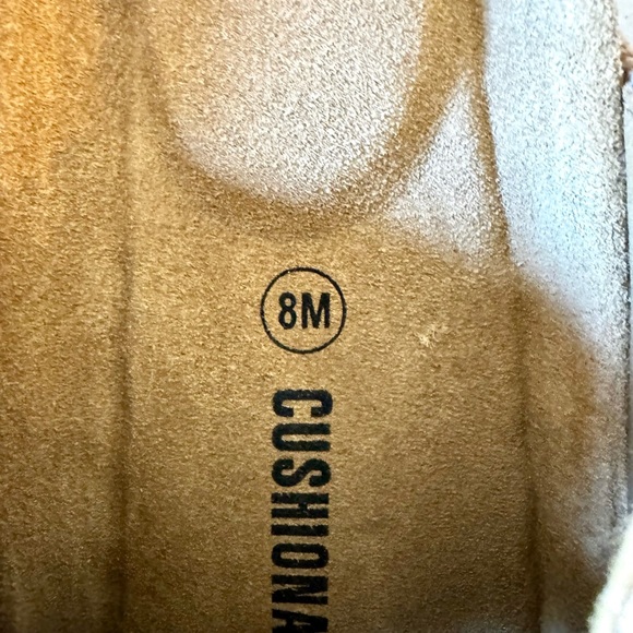 NIB Cushionaire tan corduroy buckle clogs 8M - Picture 10 of 12